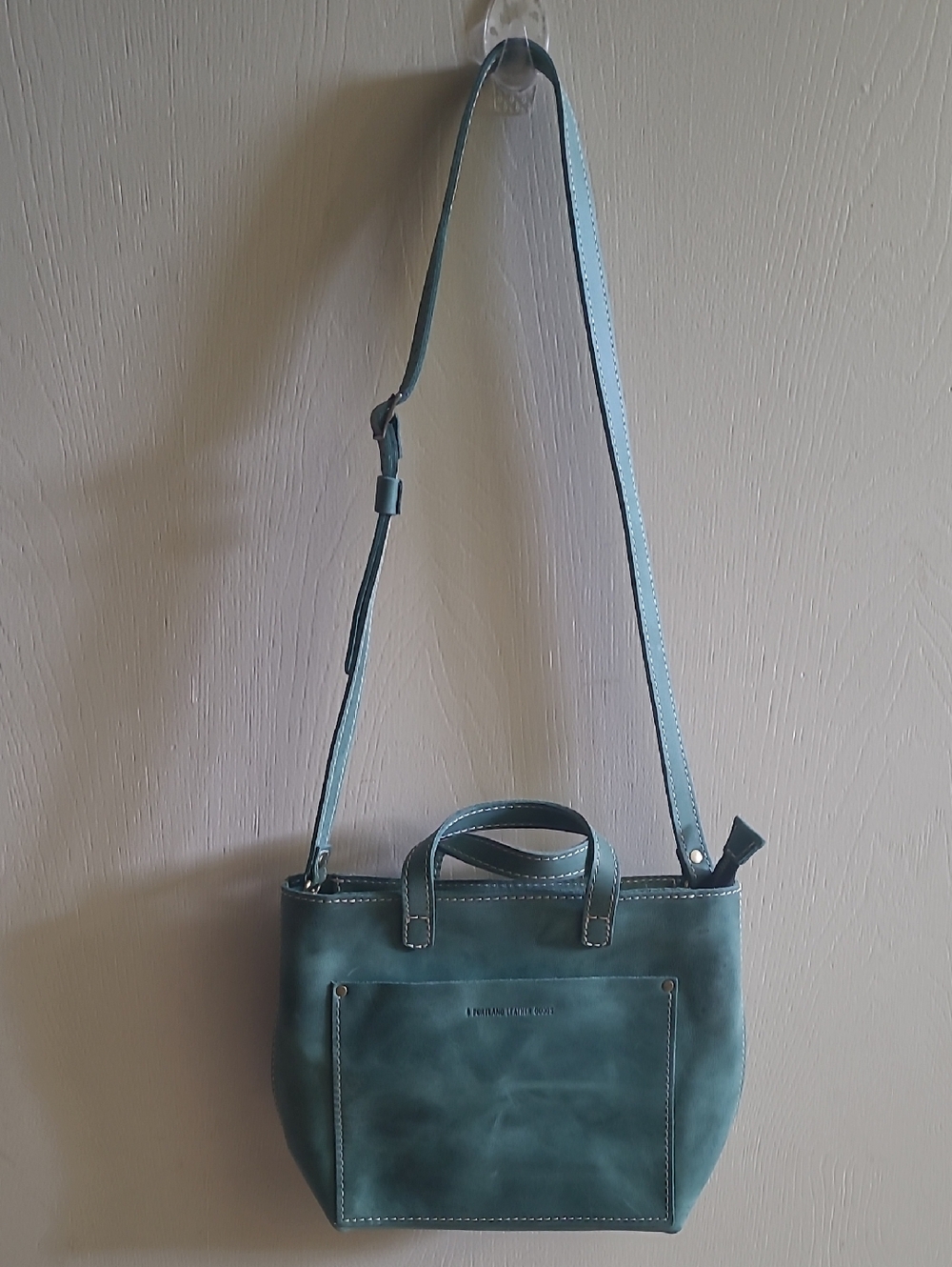 Portland Leather Goods Medium Crossbody Leather Zippered Tote Reef